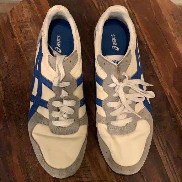 ASICS Shoes - Picture 2 of 4